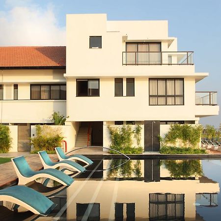 Xandari Harbour Hotell Kochi Exteriör bild