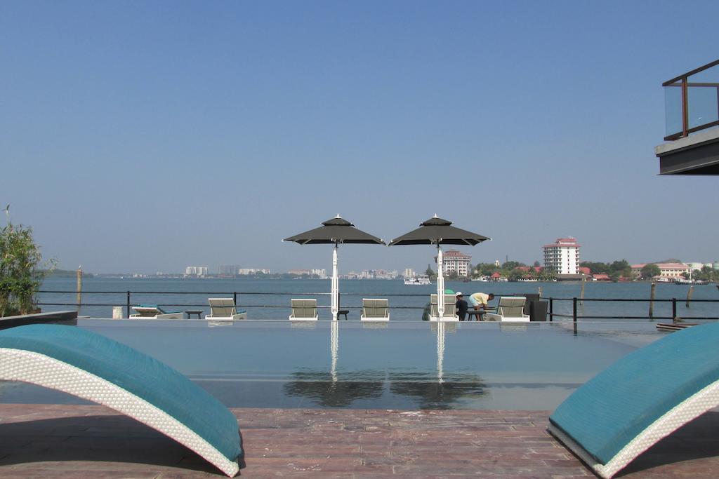 Xandari Harbour Hotell Kochi Exteriör bild