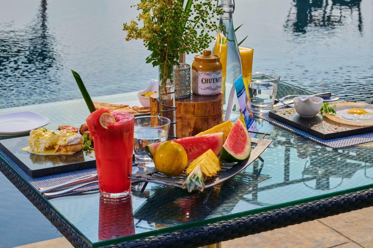 Xandari Harbour Hotell Kochi Exteriör bild